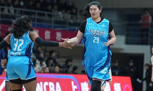 开云注册入口-瞰体育｜张子宇之惑？中国篮球之殇！