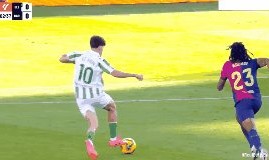 【西甲】莱万破门德容送点 巴萨遭绝平2比2贝蒂斯