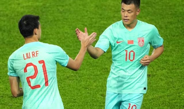 马德兴：别因对手弱否定亚运大胜 看人挑担不吃力